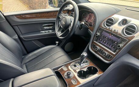 Bentley Bentayga I, 2020 год, 11 090 000 рублей, 21 фотография