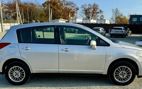 Nissan Tiida, 2010 год, 655 000 рублей, 9 фотография