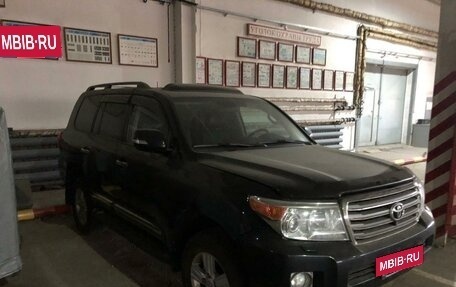 Toyota Land Cruiser 200, 2013 год, 3 531 071 рублей, 7 фотография