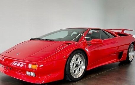 Lamborghini Diablo, 1991 год, 36 350 000 рублей, 8 фотография