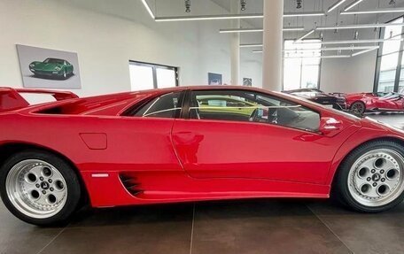 Lamborghini Diablo, 1991 год, 36 350 000 рублей, 10 фотография