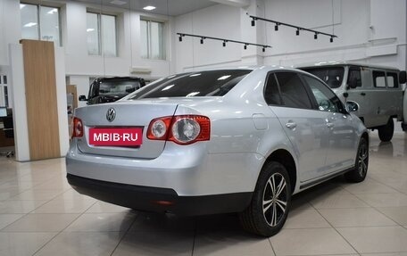 Volkswagen Jetta VI, 2009 год, 610 000 рублей, 5 фотография