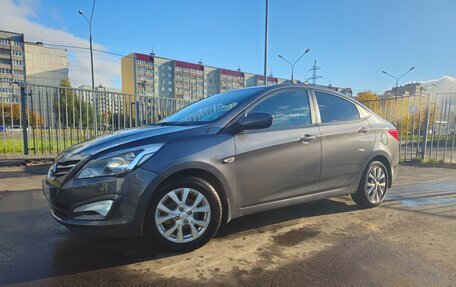 Hyundai Solaris II рестайлинг, 2014 год, 800 000 рублей, 2 фотография