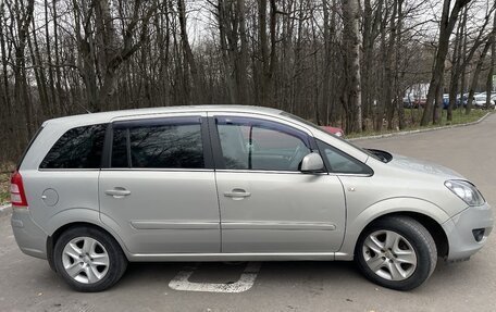 Opel Zafira B, 2011 год, 759 000 рублей, 3 фотография