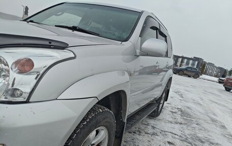 Toyota Land Cruiser Prado 120 рестайлинг, 2003 год, 2 000 001 рублей, 2 фотография