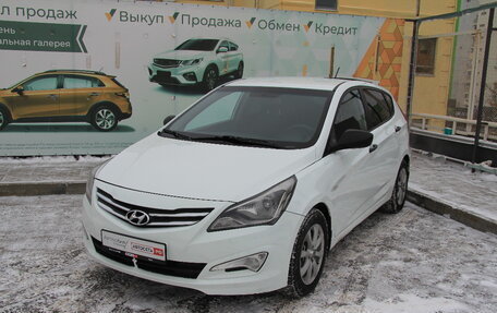 Hyundai Solaris II рестайлинг, 2015 год, 760 000 рублей, 5 фотография