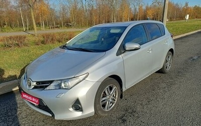 Toyota Auris II, 2013 год, 950 000 рублей, 1 фотография