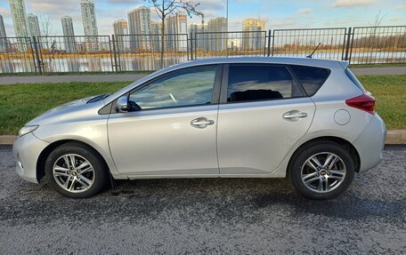 Toyota Auris II, 2013 год, 950 000 рублей, 14 фотография