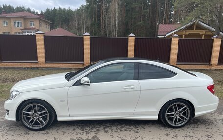 Mercedes-Benz C-Класс, 2012 год, 1 900 000 рублей, 11 фотография