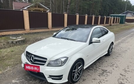 Mercedes-Benz C-Класс, 2012 год, 1 900 000 рублей, 5 фотография