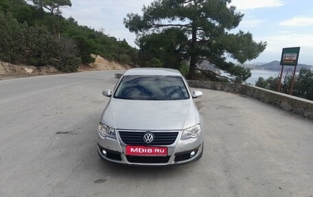 Volkswagen Passat B6, 2007 год, 650 000 рублей, 2 фотография