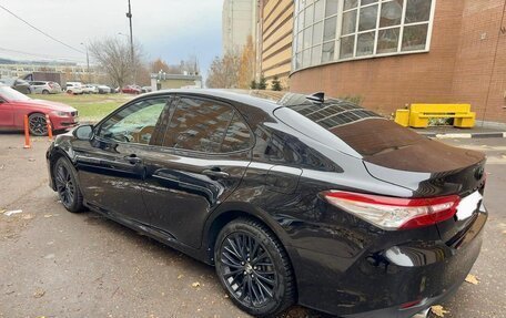 Toyota Camry, 2018 год, 3 200 000 рублей, 7 фотография