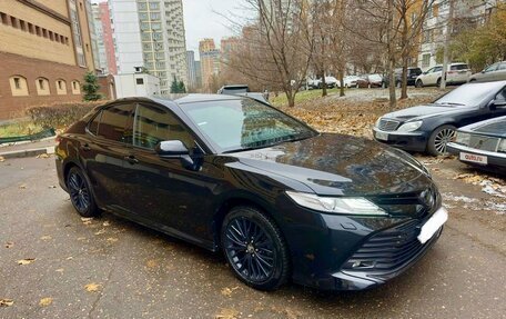 Toyota Camry, 2018 год, 3 200 000 рублей, 9 фотография