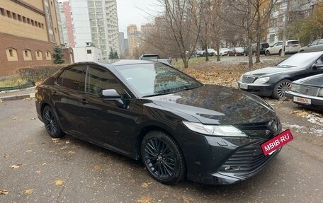 Toyota Camry, 2018 год, 3 200 000 рублей, 15 фотография