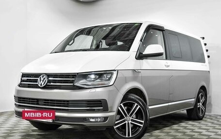 Volkswagen Multivan T6 рестайлинг, 2018 год, 5 500 000 рублей, 2 фотография