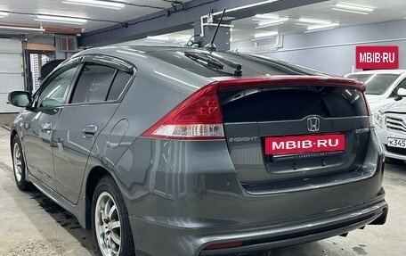 Honda Insight II рестайлинг, 2010 год, 850 000 рублей, 10 фотография