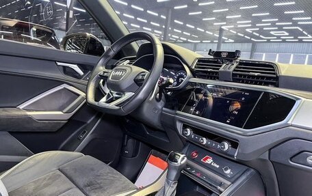 Audi Q3, 2020 год, 2 400 000 рублей, 15 фотография