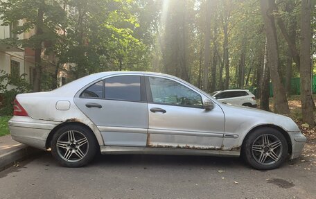 Mercedes-Benz C-Класс, 2000 год, 305 000 рублей, 3 фотография