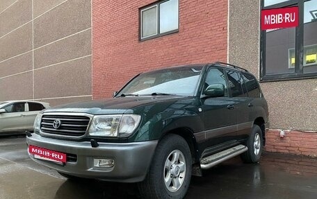 Toyota Land Cruiser 100 рестайлинг 2, 1998 год, 1 250 000 рублей, 2 фотография