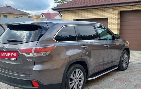 Toyota Highlander III, 2014 год, 3 990 000 рублей, 5 фотография