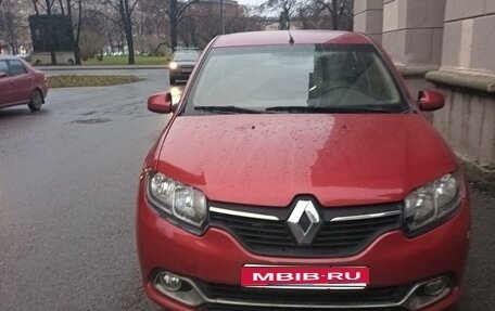 Renault Sandero II рестайлинг, 2014 год, 800 000 рублей, 1 фотография