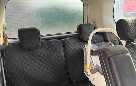 Nissan Serena IV, 2011 год, 1 350 000 рублей, 15 фотография