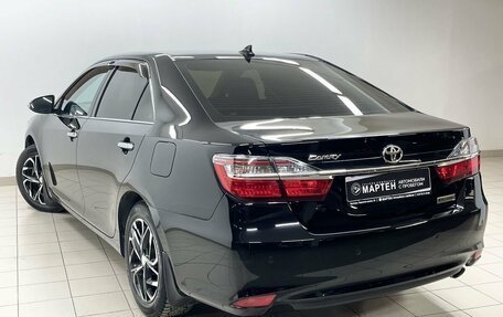 Toyota Camry, 2017 год, 2 450 000 рублей, 6 фотография