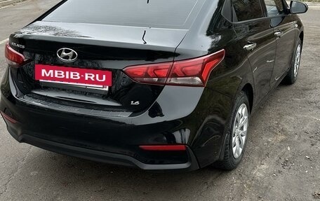 Hyundai Solaris II рестайлинг, 2019 год, 1 350 000 рублей, 3 фотография