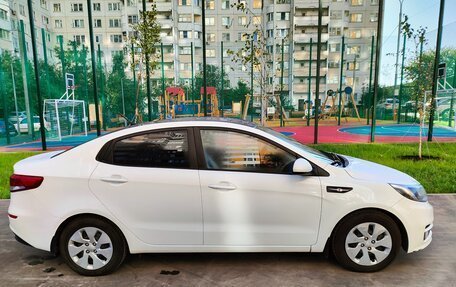 KIA Rio III рестайлинг, 2015 год, 955 000 рублей, 4 фотография