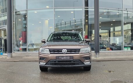 Volkswagen Tiguan II, 2017 год, 1 937 000 рублей, 3 фотография