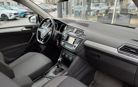 Volkswagen Tiguan II, 2017 год, 1 937 000 рублей, 7 фотография