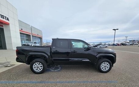 Toyota Tacoma, 2024 год, 6 247 000 рублей, 3 фотография