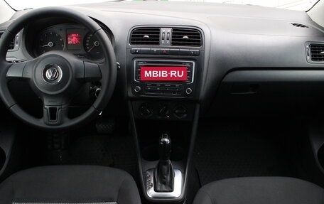 Volkswagen Polo VI (EU Market), 2013 год, 969 000 рублей, 9 фотография