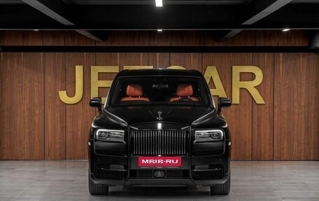 Rolls-Royce Cullinan, 2021 год, 48 948 000 рублей, 3 фотография