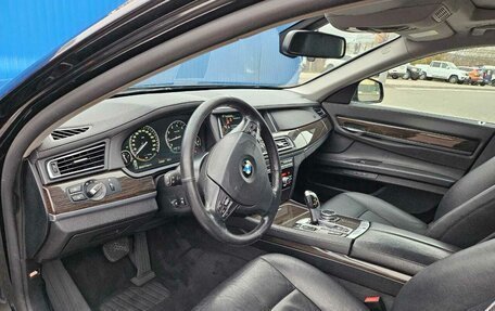 BMW 7 серия, 2014 год, 2 700 000 рублей, 2 фотография