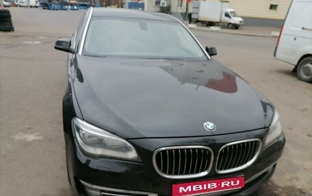 BMW 7 серия, 2014 год, 2 700 000 рублей, 3 фотография