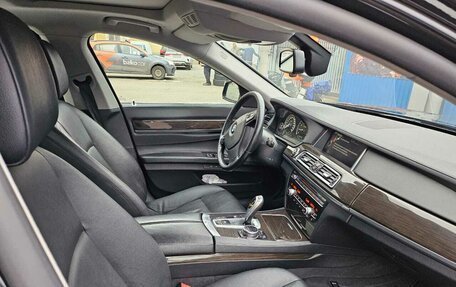 BMW 7 серия, 2014 год, 2 700 000 рублей, 8 фотография