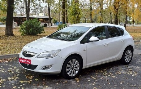 Opel Astra J, 2012 год, 799 999 рублей, 7 фотография