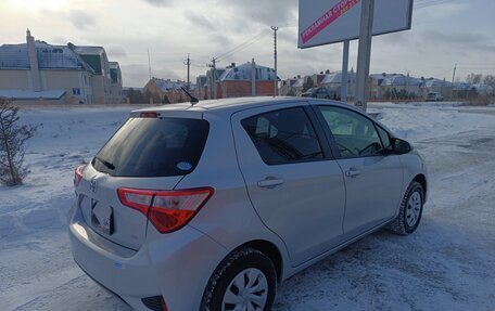 Toyota Vitz, 2019 год, 1 220 000 рублей, 5 фотография