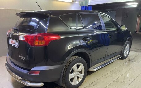 Toyota RAV4, 2012 год, 1 950 000 рублей, 2 фотография