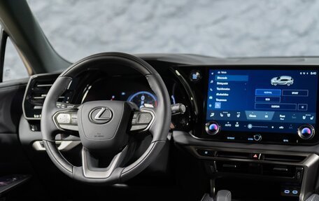 Lexus RX IV рестайлинг, 2024 год, 11 600 000 рублей, 13 фотография