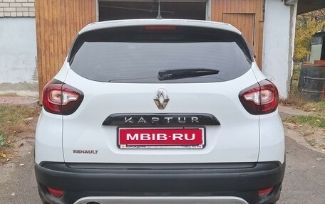 Renault Kaptur I рестайлинг, 2019 год, 1 550 000 рублей, 2 фотография