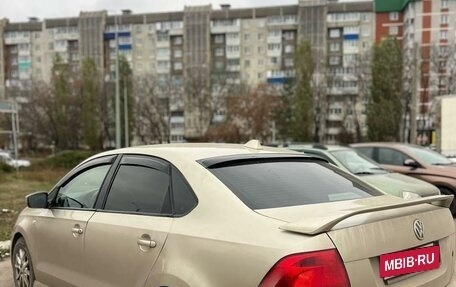 Volkswagen Polo VI (EU Market), 2011 год, 750 000 рублей, 2 фотография