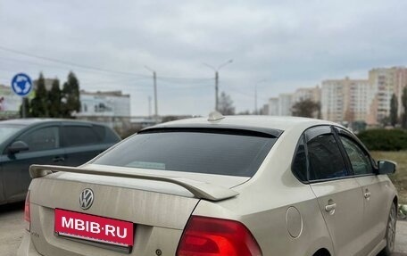 Volkswagen Polo VI (EU Market), 2011 год, 750 000 рублей, 4 фотография