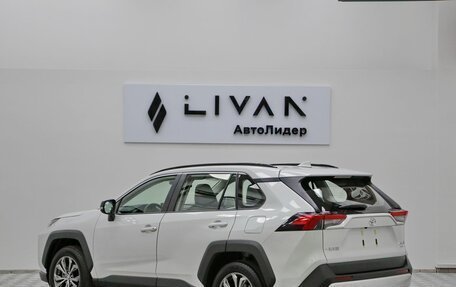 Toyota RAV4, 2024 год, 4 499 000 рублей, 2 фотография