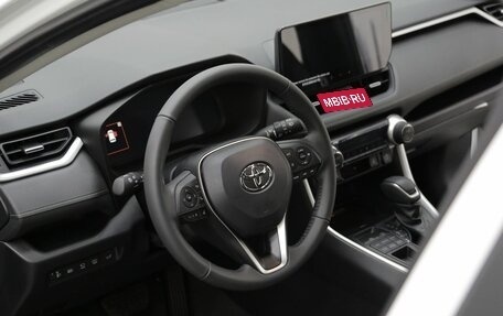 Toyota RAV4, 2024 год, 4 499 000 рублей, 9 фотография