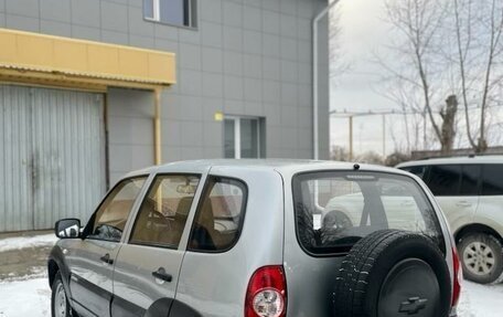 Chevrolet Niva I рестайлинг, 2015 год, 695 000 рублей, 9 фотография