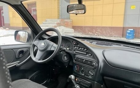 Chevrolet Niva I рестайлинг, 2015 год, 695 000 рублей, 16 фотография