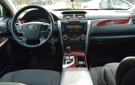 Toyota Camry, 2012 год, 1 780 000 рублей, 6 фотография