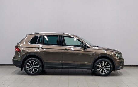 Volkswagen Tiguan II, 2019 год, 2 955 000 рублей, 4 фотография